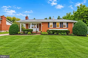 220 Chantrey Rd, Lutherville Timonium, MD 21093 - Photo 1