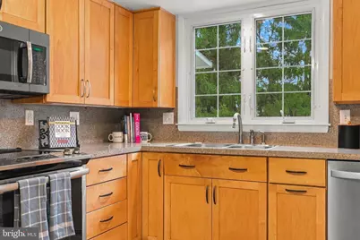 220 Chantrey Road, Lutherville Timonium, MD 21093 - Photo 18