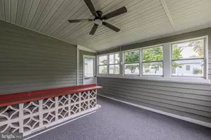 8202 Longpoint Rd, Baltimore, MD 21222 - Photo 36