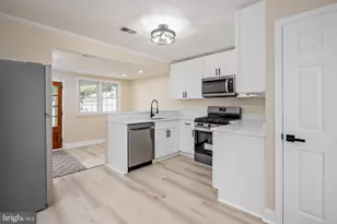 8202 Longpoint Rd, Baltimore, MD 21222 - Photo 8