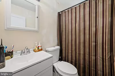 5504 Dolores Avenue, Halethorpe, MD 21227 - Photo 8