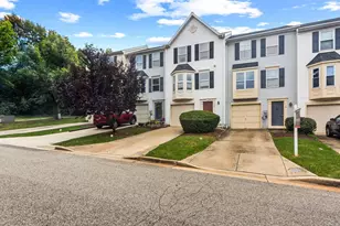 12 Tollington Ct, Baltimore, MD 21227 - Photo 2