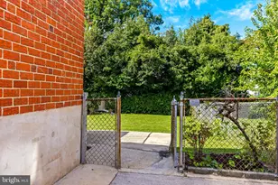 8212 Evergreen Dr, Baltimore, MD 21234 - Photo 44