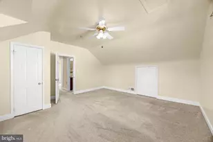 8212 Evergreen Dr, Baltimore, MD 21234 - Photo 28