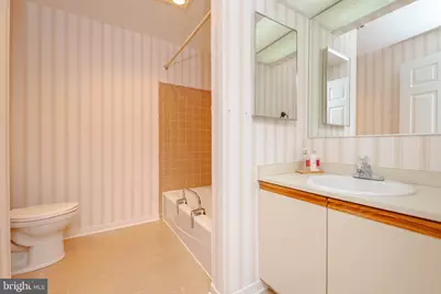 2 Southerly Court #406, Towson, MD 21286 - Photo 16