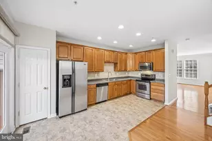 11 Caterham Ct, Baltimore, MD 21237 - Photo 32