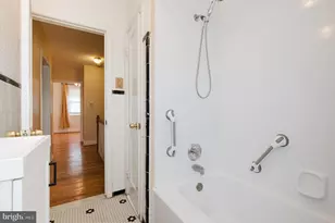 8106 Glen Gary Rd, Towson, MD 21286 - Photo 26