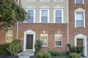 560 Rhapsody Ct, Cockeysville, MD 21030 - Photo 2
