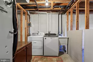 1909 Newhaven Dr, Baltimore, MD 21221 - Photo 16