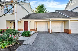 12 Joanna Ct, Pikesville, MD 21208 - Photo 2