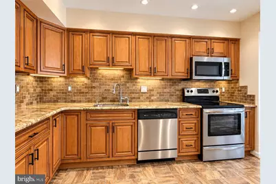 7203 Rockland Hills Drive #304, Baltimore, MD 21209 - Photo 8