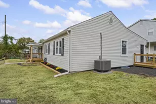 1 Beacon Rd, Middle River, MD 21220 - Photo 4