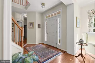 46 Old Granary Ct, Baltimore, MD 21228 - Photo 2