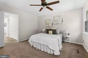 9 Oak Shadows Ct, Baltimore, MD 21228 - Photo 22