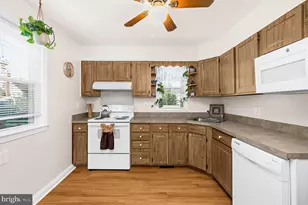 7920 Aiken Ave, Baltimore, MD 21234 - Photo 16