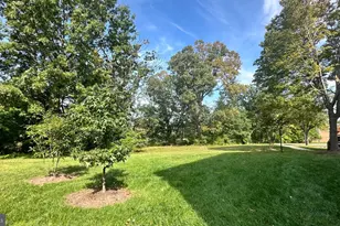 10 Cloverwood Ct, Essex, MD 21221 - Photo 4