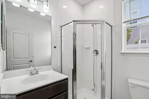 1455 Hudson View Rd, Essex, MD 21221 - Photo 20