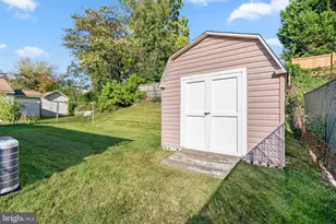 2415 Alma Rd, Baltimore, MD 21227 - Photo 28