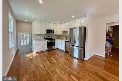 1040 Marleigh Circle, Towson, MD 21204 - Photo 4