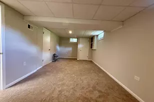 1040 Marleigh Cir, Towson, MD 21204 - Photo 16
