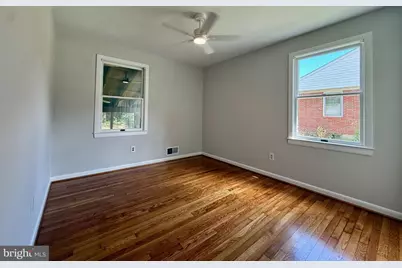 1040 Marleigh Circle, Towson, MD 21204 - Photo 6