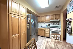9 Suntop Ct, Baltimore, MD 21209 - Photo 4