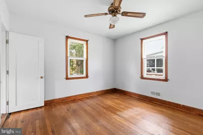 7906 Hillendale Road, Parkville, MD 21234 - Photo 14
