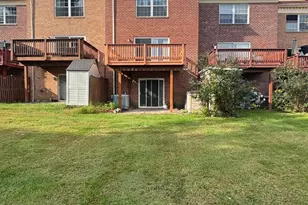 7 Valley Crossing Cir, Cockeysville, MD 21030 - Photo 6
