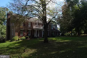 57 Montvieu Ct, Cockeysville, MD 21030 - Photo 2