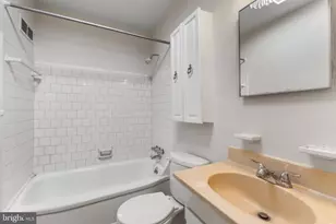 8318 Hillendale Rd, Baltimore, MD 21234 - Photo 18