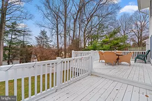 24 Jameson Ln, Baltimore, MD 21208 - Photo 38