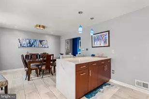 24 Jameson Ln, Baltimore, MD 21208 - Photo 16