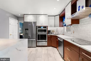 24 Jameson Ln, Baltimore, MD 21208 - Photo 14