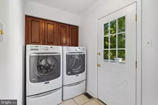 11610 Silvermaple Ct, Cockeysville, MD 21030 - Photo 20