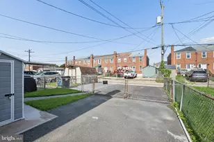 7912 St Bridget Ln, Dundalk, MD 21222 - Photo 10