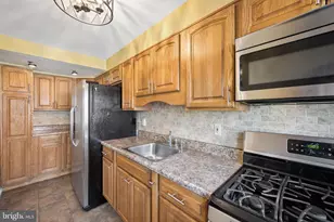 7912 St Bridget Ln, Dundalk, MD 21222 - Photo 14
