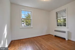10 Hillview Dr, Catonsville, MD 21228 - Photo 16