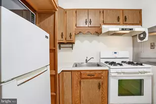10 Hillview Dr, Catonsville, MD 21228 - Photo 12