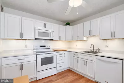 205 E Joppa Road E #2506, Towson, MD 21286 - Photo 6