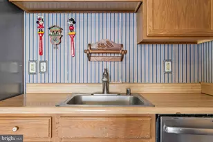15 Maxa Ct, Baltimore, MD 21220 - Photo 20