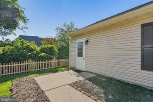 15 Maxa Ct, Baltimore, MD 21220 - Photo 40