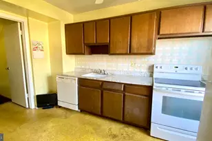 36 Lerner Ct, Nottingham, MD 21236 - Photo 4
