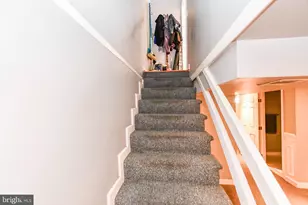 7042 Bank St, Baltimore, MD 21224 - Photo 40