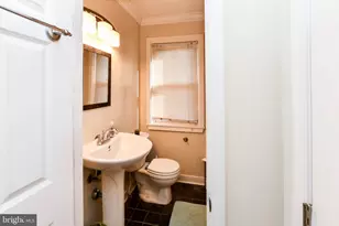 7042 Bank St, Baltimore, MD 21224 - Photo 26
