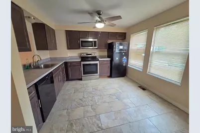9 Van Court, Baltimore, MD 21206 - Photo 2