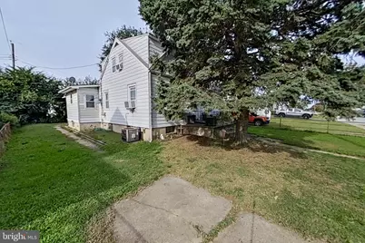 8 Clipper Road, Baltimore, MD 21221 - Photo 2