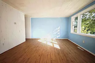1006 Circle Dr, Baltimore, MD 21227 - Photo 2