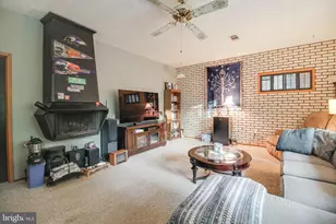 226 Oglethorpe Rd, Baltimore, MD 21228 - Photo 18