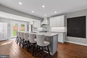 211 Hazel Ave, Baltimore, MD 21227 - Photo 10