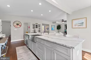 211 Hazel Ave, Baltimore, MD 21227 - Photo 12